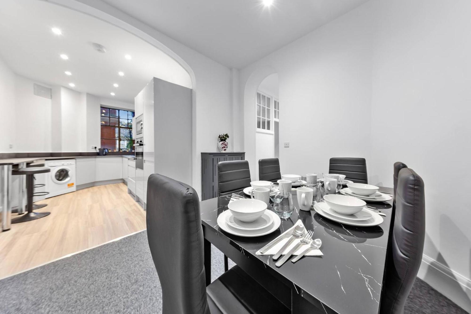 Luxury Serviced In Central Londra