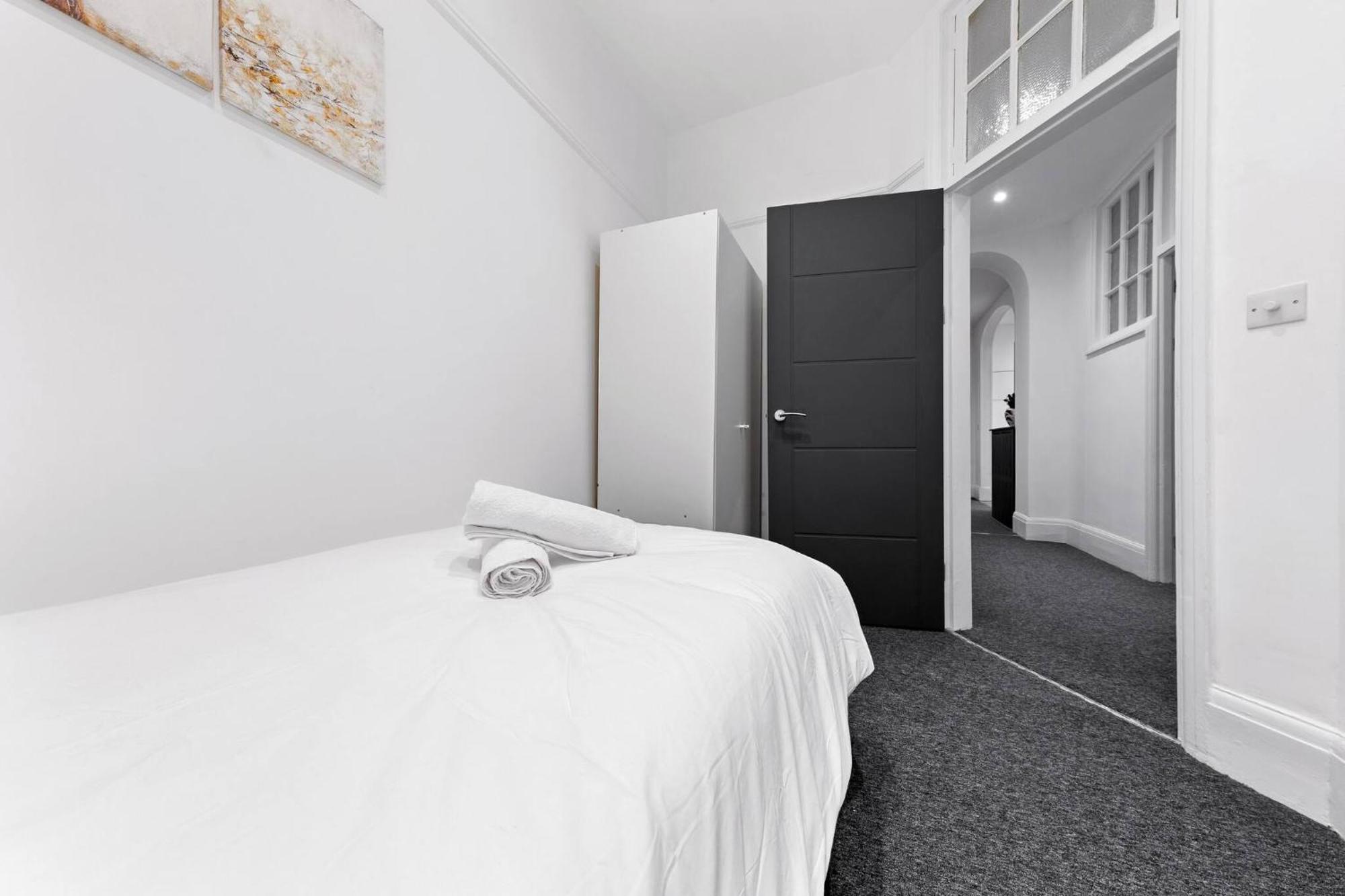 Apartment Luxury Serviced In Central London
